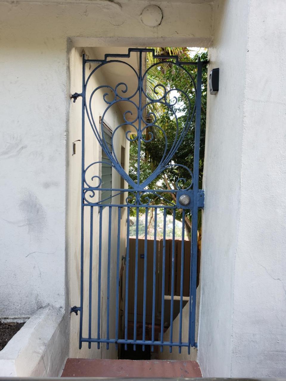 Little Indigo Apartments Mafolie Δωμάτιο φωτογραφία